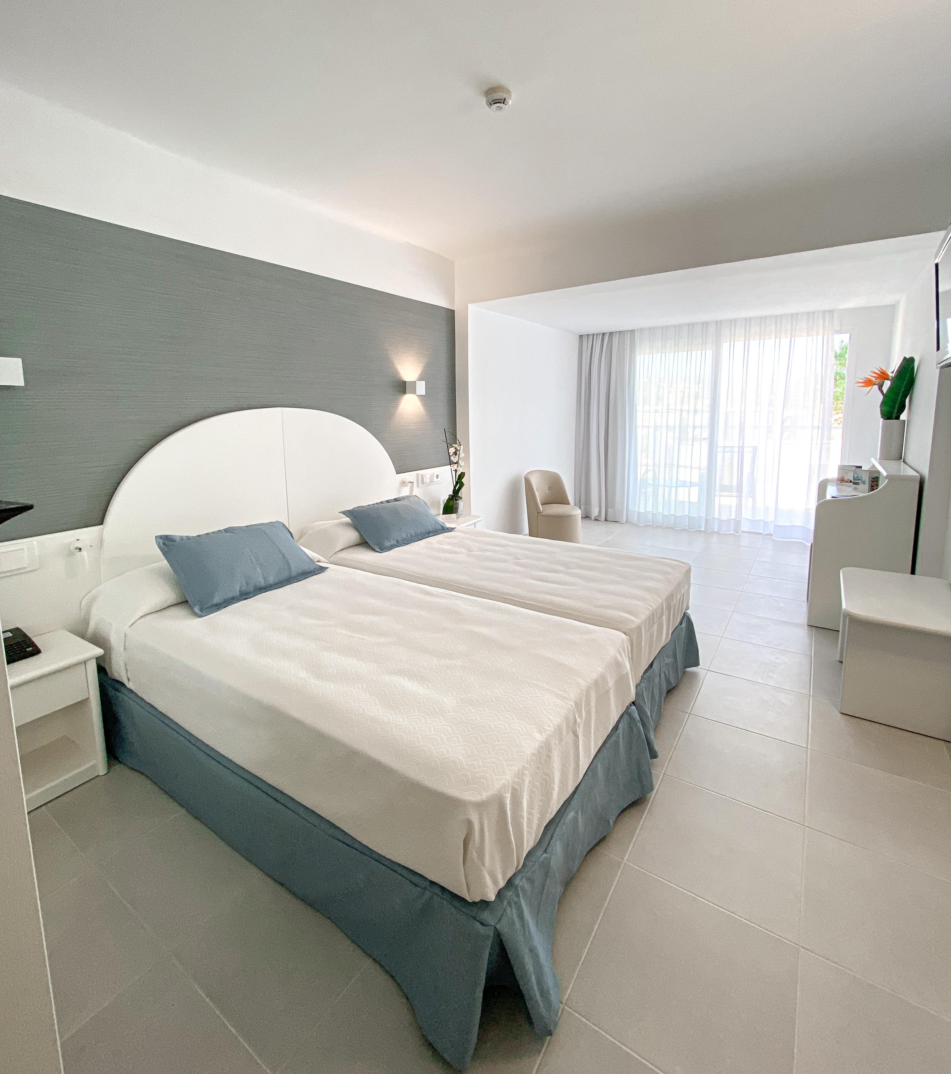 Reverence Life Hotel - Adults Only Santa Ponsa Ngoại thất bức ảnh